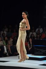 Model walk the ramp for Nandita Mahtani Show at Blender_s Pride Fashion Tour Day 2 on 4th Nov 2012 (23).JPG