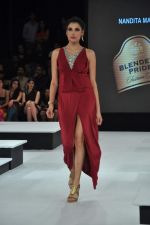 Model walk the ramp for Nandita Mahtani Show at Blender_s Pride Fashion Tour Day 2 on 4th Nov 2012 (55).JPG