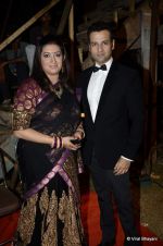 Smriti Irani, Rohit Roy at ITA Awards red carpet in Mumbai on 4th Nov 2012 (140).JPG