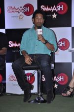 Sachin Tendulkar at SMAASH entertainment centre launch in Phoenix Mill, Mumbai on 5th Nov 2012 (70).JPG