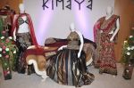 at Kimaya showcases Ritu beri_s collection in Juhu, Mumbai on 5th Nov 2012 (12).JPG