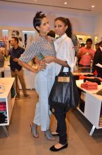  at Lacoste showroom launch in Mumbai on 7th Nov 2012 (71).JPG