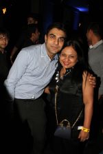 dr. varun katyal and dolly jhunjhunwala at SOL FHM Club Cras Nights Launch party hosted in Anidra, The Aman Hotel on 7th Nov 2012.JPG