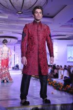at Grand fashion Extravaganza Show Ignite in J W Marriott, Mumbai on 8th Nov 2012,1 (134).JPG