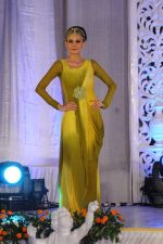 at Grand fashion Extravaganza Show Ignite in J W Marriott, Mumbai on 8th Nov 2012,1 (186).JPG