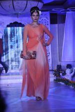 at Grand fashion Extravaganza Show Ignite in J W Marriott, Mumbai on 8th Nov 2012,1 (39).JPG