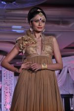 at Grand fashion Extravaganza Show Ignite in J W Marriott, Mumbai on 8th Nov 2012,1 (50).JPG