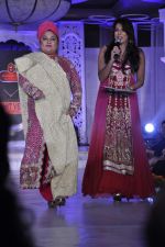 at Grand fashion Extravaganza Show Ignite in J W Marriott, Mumbai on 8th Nov 2012,1 (7).JPG