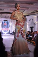 at Grand fashion Extravaganza Show Ignite in J W Marriott, Mumbai on 8th Nov 2012,1 (72).JPG