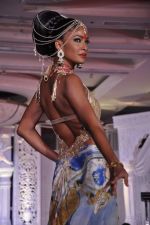 at Grand fashion Extravaganza Show Ignite in J W Marriott, Mumbai on 8th Nov 2012,1 (73).JPG