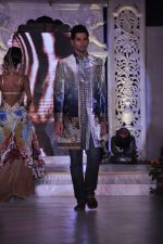 at Grand fashion Extravaganza Show Ignite in J W Marriott, Mumbai on 8th Nov 2012,1 (74).JPG