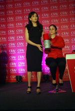 Madhuri Dixit launches Olay Wrinkle revolution Complex Cream in Mumbai on 9th Nov 2012 (15).JPG