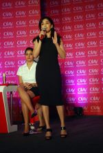 Madhuri Dixit launches Olay Wrinkle revolution Complex Cream in Mumbai on 9th Nov 2012 (6).JPG