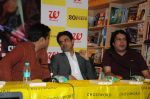 Manoj Bajpai, Piyush Jha unveil The Edge of Machete book in Juhu, Mumbai on 9th Nov 2012 (42).JPG