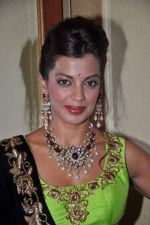 Mugdha Godse walk the ramp at Umeed-Ek Koshish charitable fashion show in Leela hotel on 9th Nov 2012.1 (174).JPG