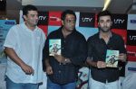 Ranbir Kapoor, Siddharth Roy Kapur, Anurag Basu at Barfi Dvd Launch in Reliance, Mumbai on 9th Nov 2012 (18).JPG