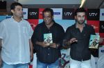 Ranbir Kapoor, Siddharth Roy Kapur, Anurag Basu at Barfi Dvd Launch in Reliance, Mumbai on 9th Nov 2012 (20).JPG