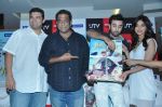 Ranbir Kapoor, Siddharth Roy Kapur, Anurag Basu, Ileana D_Cruz at Barfi Dvd Launch in Reliance, Mumbai on 9th Nov 2012 (35).JPG