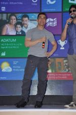 Aamir Khan at Windows 8 launch in Inorbit Mall, Mumbai on 11th Nov 2012 (11).JPG