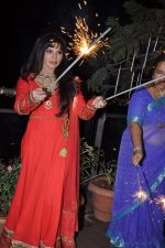 Rakhi Sawant celeberates Diwali with family in Andheri, Mumbai on 11th Nov 2012 (33).JPG
