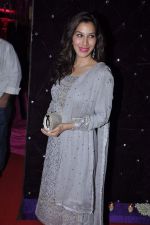 Sophie Chaudhary at Kiran Bawa_s Diwali Bash on 12th Nov 2012 (189).JPG