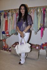 Poonam Dhillon at the launch of Payal Singhal_s festive collection 2012 for kids in Mumbai on 13th Nov 2012(49).JPG
