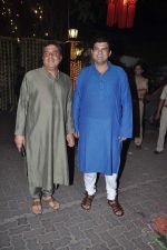 at Big B_s Diwali bash in Mumbai on 13th Nov 2012,1 (54).JPG