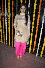 Kritika Kamra at Ekta Kapoor_s Diwali bash in Mumbai on 14th Nov 2012 (27).JPG