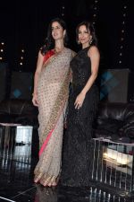 Katrina Kaif, Malaika Arora Khan at India_s Got Talent grand finale in Filmcity, Mumbai on 21st Nov 2012 (6).JPG