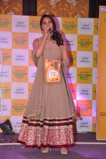 Lara Dutta launches Fortune oil in Taj Hotel, Mumbai on 22nd Nov 2012 (9).JPG