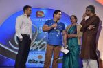 Salman Khan at IBN 7 Super Idols Award ceremony in Mumbai on 25th Nov 2012 (66).JPG