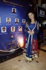 at IBN 7 Super Idols Award ceremony in Mumbai on 25th Nov 2012 (43).JPG