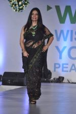  at Global peac fashion show by Neeta Lulla at Welingkar Institute in Mumbai on 26th Nov 2012 (168).JPG