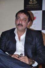 Sanjay Dutt at Nargis Dutt memorial press meet in Taj Land_s End, Mumbai on 28th Nov 2012 (87).JPG
