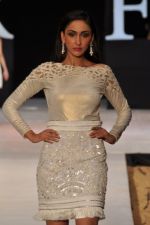 Model walk the ramp for Arjun and Anjalee Show at IRFW 2012 Day 3 in Goa on 30th Nov 2012 (24).JPG