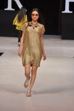 Model walk the ramp for Asmita Marwah Show at IRFW 2012 Day 3 in Goa on 30th Nov 2012 (35).JPG