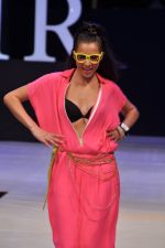 Model walk the ramp for Babita Malkani Show at IRFW 2012 in Goa on 1st Dec 2012 (76).JPG