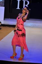 Model walk the ramp for Babita Malkani Show at IRFW 2012 in Goa on 1st Dec 2012 (90).JPG