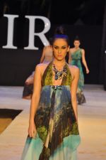 Model walk the ramp for Shane & Falguni Show at IRFW 2012 in Goa on 1st Dec 2012 (34).JPG