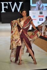 Model walk the ramp for Welspun Show at IRFW 2012 in Goa on 1st Dec 2012 (48).JPG