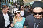 Paris Hilton arrives at Mumbai airport on 3rd Dec 2012 (35).JPG