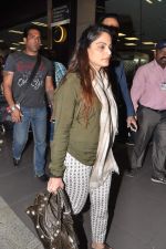 Alvira Khan return from Dubai after performing at Ahlan Bollywood show in Airport, Mumbai on 3rd Dec 2012 (1).JPG
