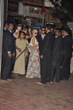 Paris Hilton visits Siddhivinayak Temple in Mumbai on 3rd Dec 2012 (17).JPG