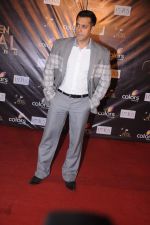 Salman Khan at Golden Petal Awards in Mumbai on 3rd Dec 2012 (150).JPG