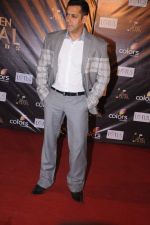 Salman Khan at Golden Petal Awards in Mumbai on 3rd Dec 2012 (151).JPG