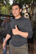 Aamir Khan at Talaash success meet in Bandra, Mumbai on 4th Dec 2012 (51).JPG