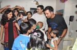 Rohit Sharma meets cancer patients in Parel, Mumbai on 5th Dec 2012 (13).JPG