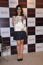 Alia Bhatt unveils Grazia Party edition in Guess, Mumbai on 6th Dec 2012 (21).JPG