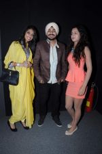 Gurdeep Singh Mehndi at the launch of Daler Mehndi_s son Gurdeep Singh Mehndi in Bollywood  at Fun Cinemas on 7th Dec 2012 (76).JPG