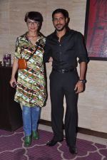 Farhan Akhtar, Adhuna Akhtar at Talaash success bash in J W Marriott, Mumbai on 10th Dec 2012 (37).JPG